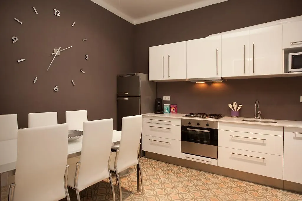 ברצלונה Enjoy Apartments Sofia